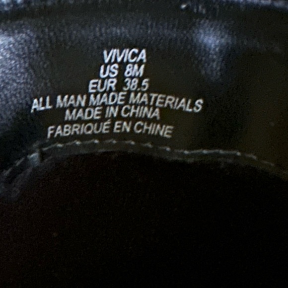 Tis the sassy season! Hidden platform boot - mixed media sz 8 - Picture 12 of 12